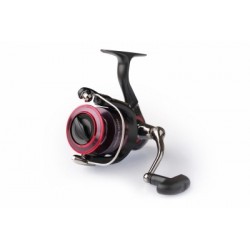 Daiwa 20 Crossfire Black & Red Reel