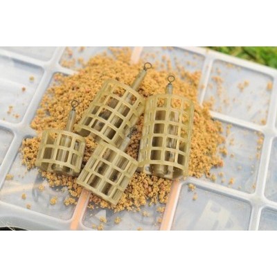 Guru Commercial Cage Feeder
